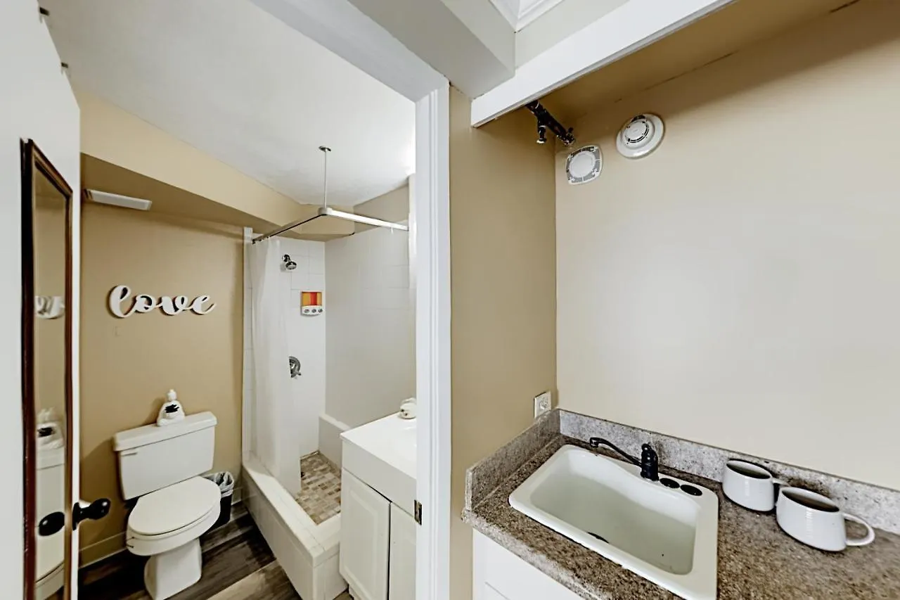 Апартаменты Hawaiian Monarch 3707B Condo Гонолулу США