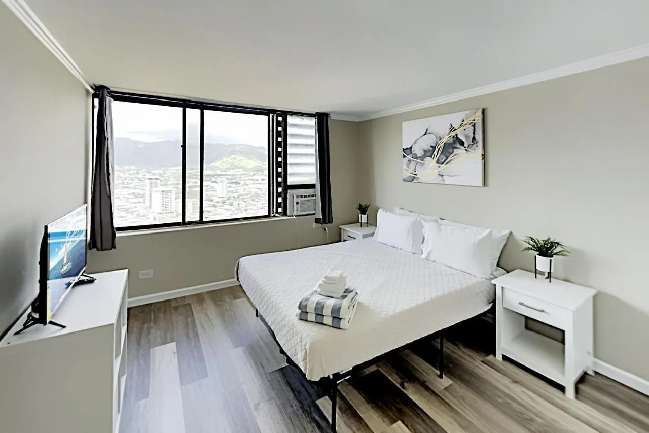 Hawaiian Monarch 3707B Condo Honolulu